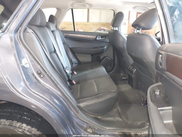 Subaru Outback 2.5i Limited 2015 4S4BSBLC7F3238077 Image 8