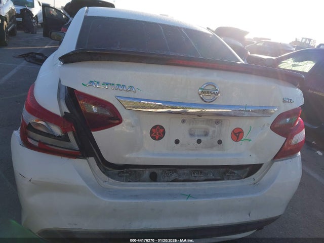 1N4AL3AP2HC491793 Nissan Altima 2.5 Sr