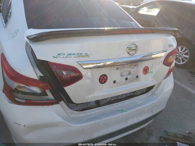 1N4AL3AP2HC491793 Nissan Altima 2.5 Sr