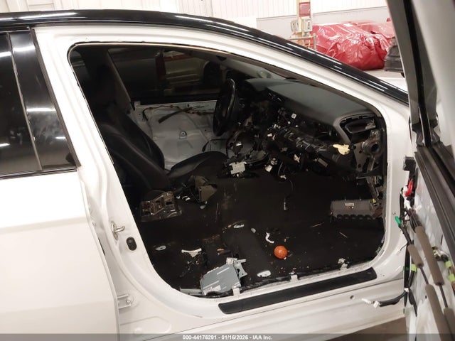 4T1B61HK5KU291363 Toyota CAMRY XSE