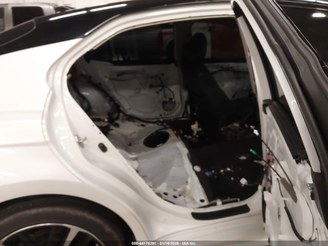 4T1B61HK5KU291363 Toyota CAMRY XSE