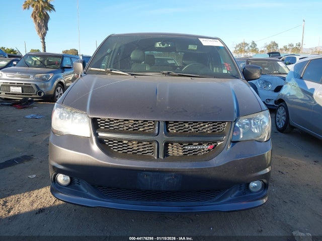 2C4RDGCG9HR695674 Dodge Grand Caravan Sxt