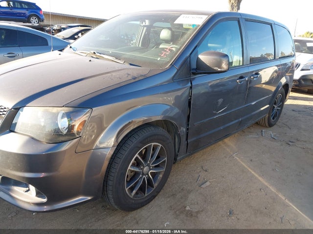 2C4RDGCG9HR695674 Dodge Grand Caravan Sxt