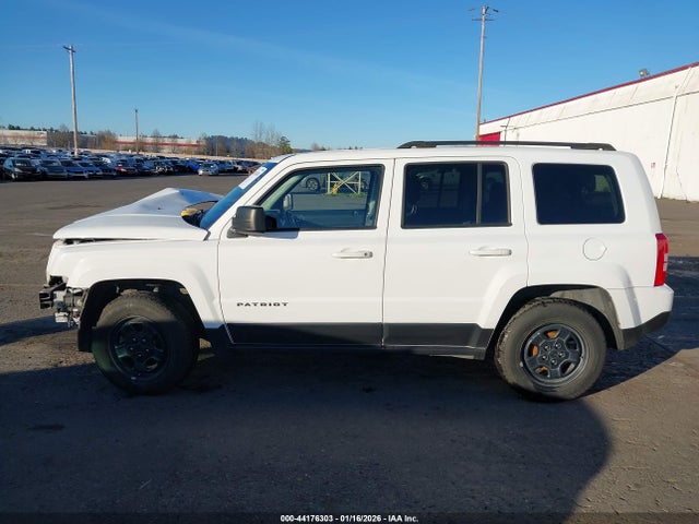 1C4NJPBA7HD118746 Jeep Patriot Sport Fwd