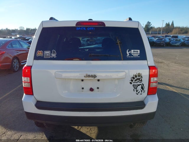 1C4NJPBA7HD118746 Jeep Patriot Sport Fwd