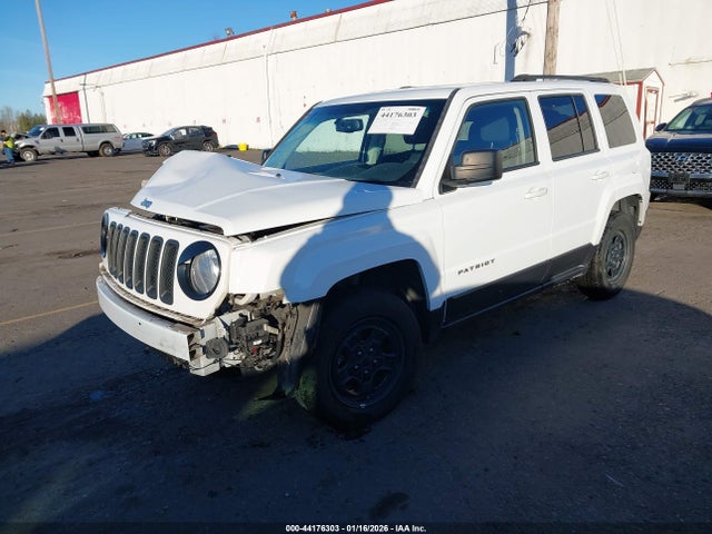 1C4NJPBA7HD118746 Jeep Patriot Sport Fwd