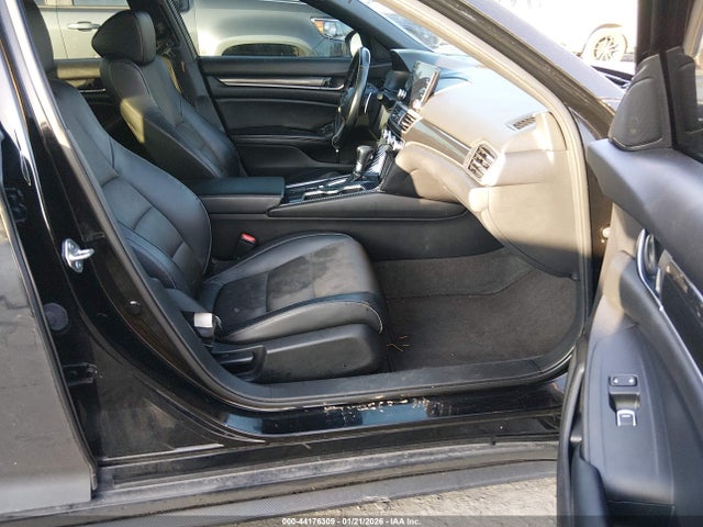 1HGCV1F35JA232466 Honda Accord Sport