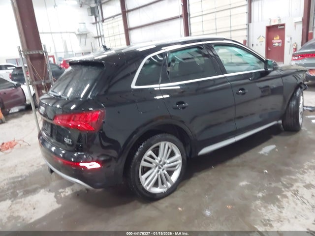 2018 AUDI Q5 WA1BNAFY3J2098972 Photo 3