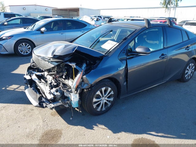 JTDKARFP2L3125647 Toyota Prius Prime Xle