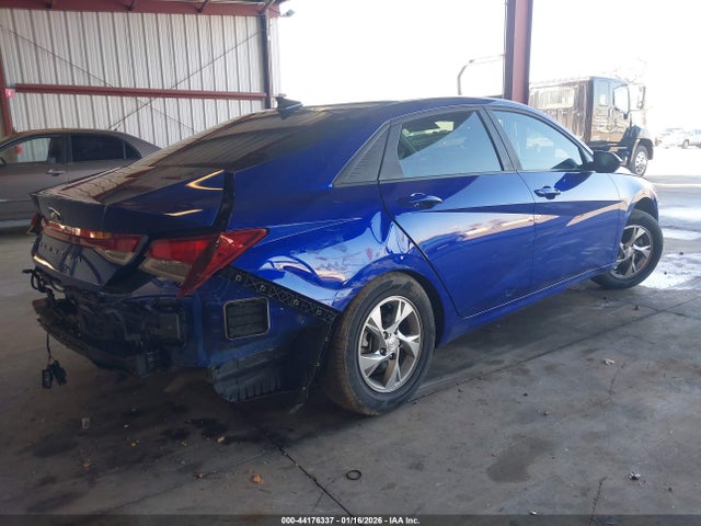 KMHLL4AG1PU573981 Hyundai ELANTRA SE
