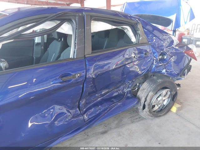 KMHLL4AG1PU573981 Hyundai ELANTRA SE