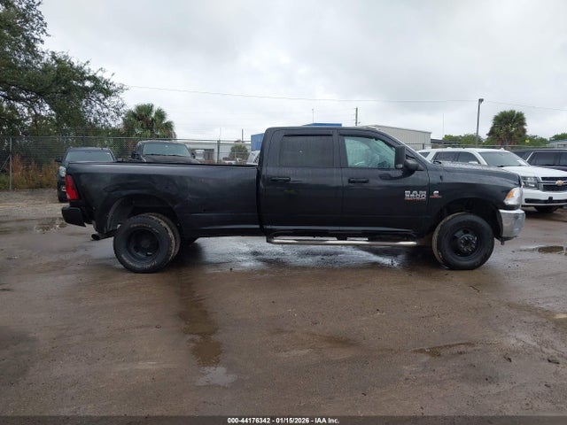 44176342 :رقم المزاد ، 3C63RRGL5JG238955 vin ، 2018 Ram 3500 Tradesman  4x4 8' Box مزاد بيع