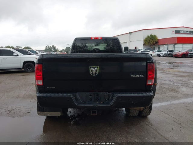 44176342 :رقم المزاد ، 3C63RRGL5JG238955 vin ، 2018 Ram 3500 Tradesman  4x4 8' Box مزاد بيع