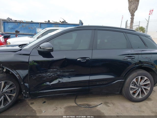 44176343 :رقم المزاد ، WA124BGF7SA017999 vin ، 2025 Audi Q6 E-tron Premium Plus Quattro مزاد بيع