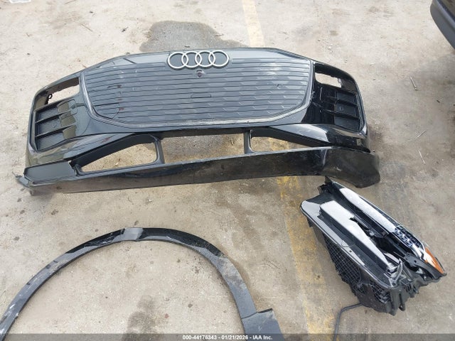 44176343 :رقم المزاد ، WA124BGF7SA017999 vin ، 2025 Audi Q6 E-tron Premium Plus Quattro مزاد بيع