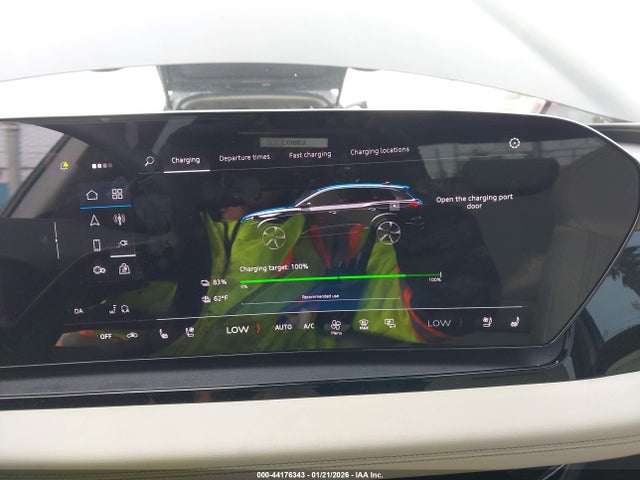 44176343 :رقم المزاد ، WA124BGF7SA017999 vin ، 2025 Audi Q6 E-tron Premium Plus Quattro مزاد بيع