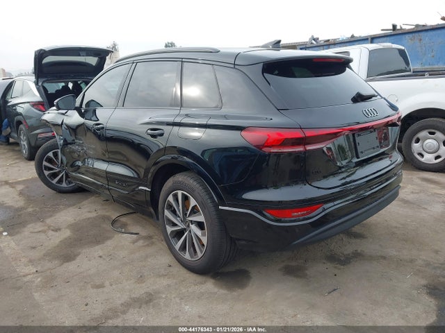 44176343 :رقم المزاد ، WA124BGF7SA017999 vin ، 2025 Audi Q6 E-tron Premium Plus Quattro مزاد بيع