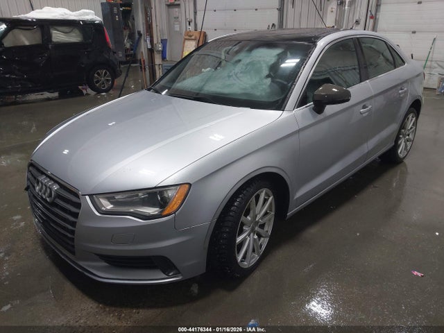 2015 AUDI A3 WAUBFGFF1F1061062 Photo 1