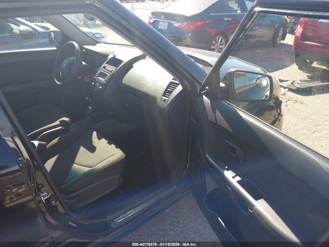 2012 KIA SOUL KNDJT2A59C7745133 Photo 4