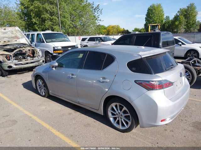 2012 Lexus Ct 200h Premium მანქანა იყიდება აუქციონზე, vin: JTHKD5BH7C2103842, აუქციონის ნომერი: 44176400