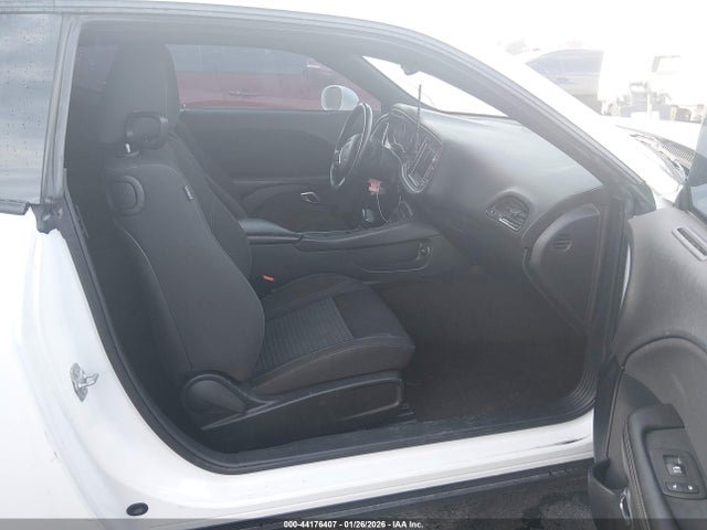 2019 DODGE CHALLENGER 2C3CDZAG7KH503352 Photo 4