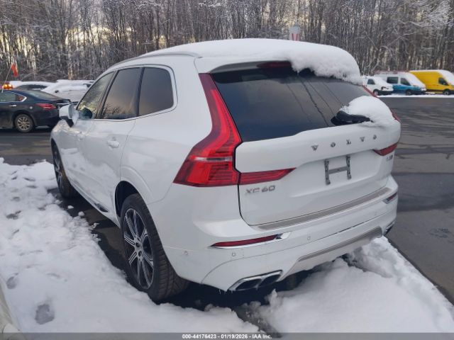 2020 VOLVO XC60 YV4102RL2L1420996 Photo 2