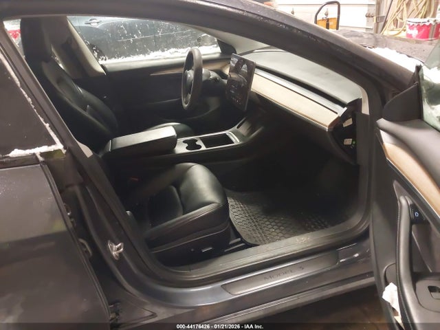 2022 TESLA MODEL 3 5YJ3E1EA6NF192068 Photo 4
