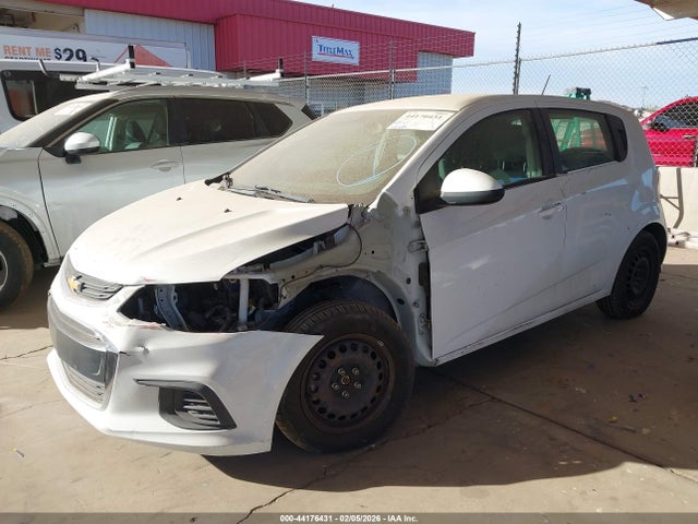 1G1JG6SB8K4142716 Chevrolet Sonic Lt Auto