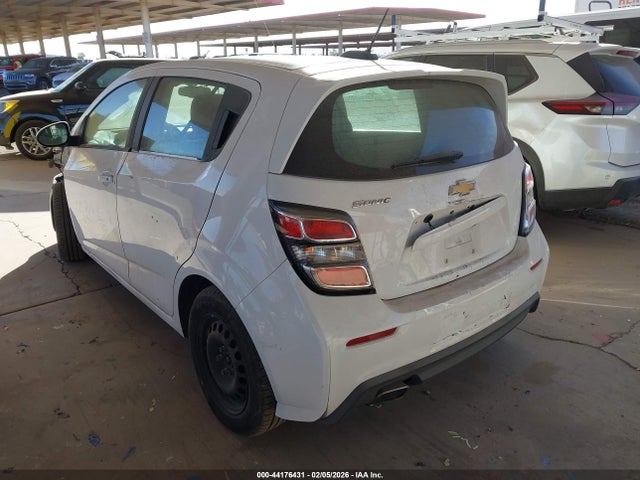 1G1JG6SB8K4142716 Chevrolet Sonic Lt Auto