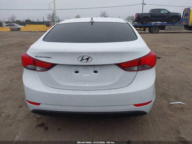 Hyundai ELANTRA SE 2015 5NPDH4AE7FH584646 Image 17