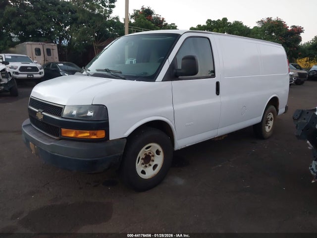 1GCWGAF1XJ1339940 Chevrolet Express 2500 Work Van
