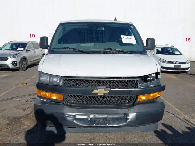 1GCWGAFP1N1260327 Chevrolet Express Cargo Rwd 2500 Regular Wheelbase Wt