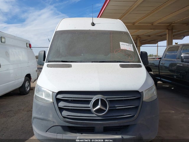 WD4PF1CDXKP072535 Mercedes-Benz Sprinter 2500 High Roof V6