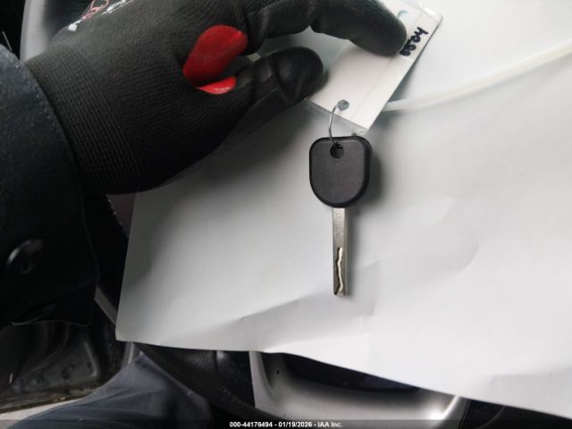 2017 GMC TERRAIN 2GKFLUEK9H6329760 Photo 10