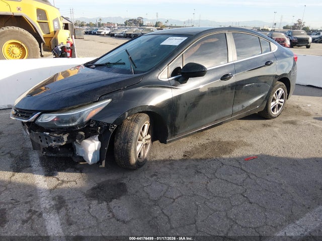 1G1BE5SM3H7231574 Chevrolet Cruze Lt Auto