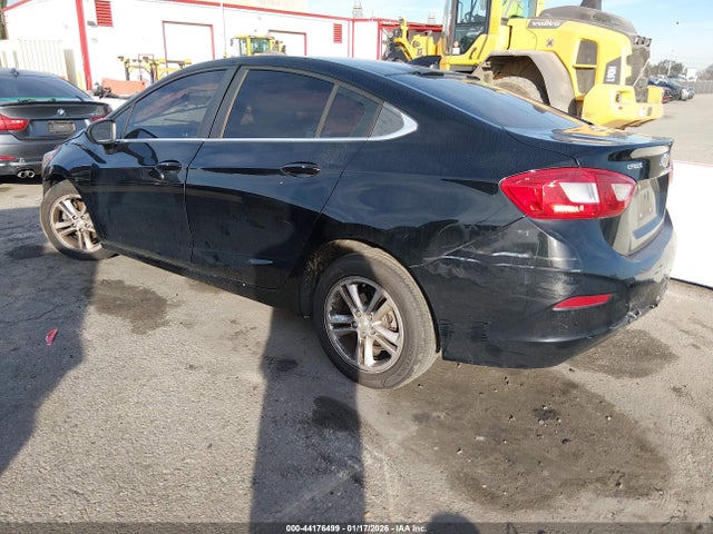 1G1BE5SM3H7231574 Chevrolet Cruze Lt Auto