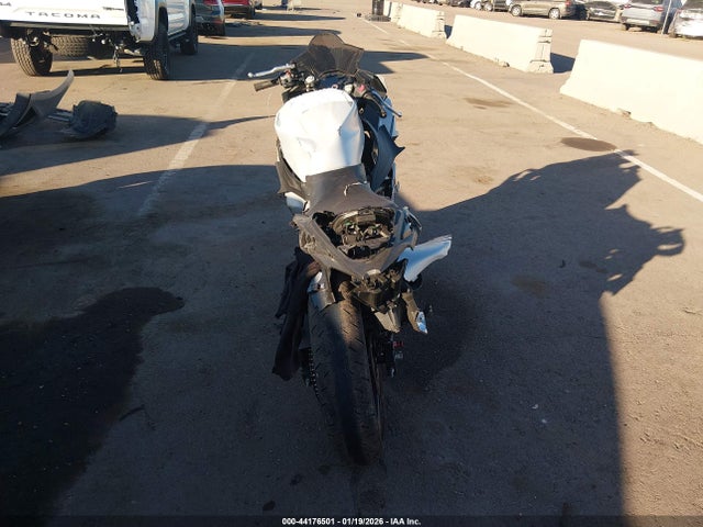 2025 Kawasaki Ex500 მანქანა იყიდება აუქციონზე, vin: ML5EXGG15SDA71521, აუქციონის ნომერი: 44176501