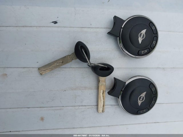 2012 MINI COOPER S WMWSV3C54CTY28605 Photo 10