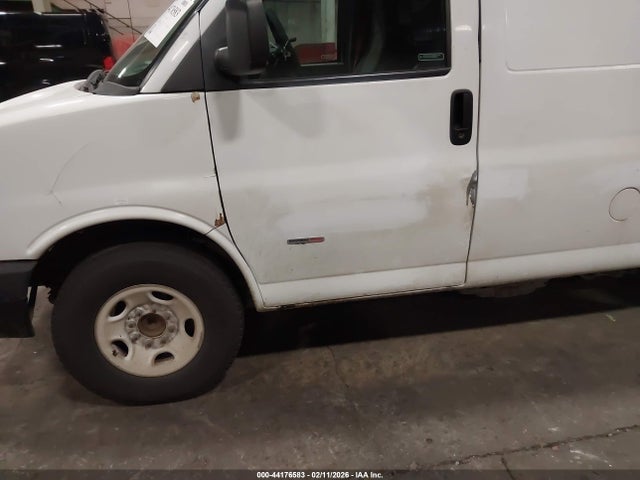 1GCWGAF16H1209390 Chevrolet Express 2500 Work Van