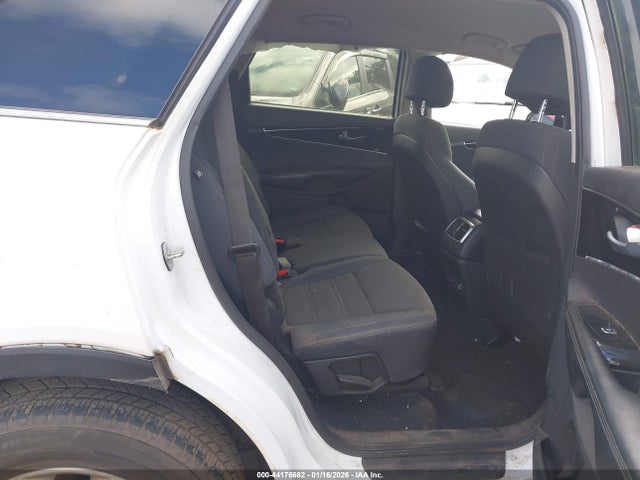 5XYPG4A37HG272478 KIA Sorento 2.4l Lx