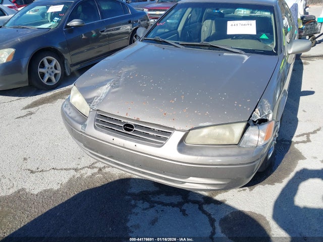 1999 TOYOTA CAMRY 4T1BG22K3XU442591 Photo 5