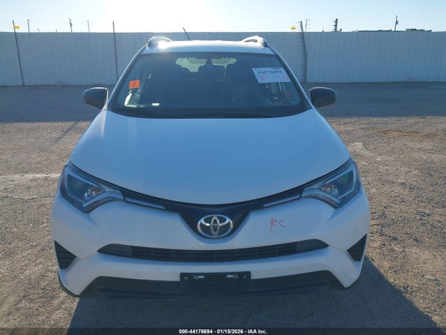 Продаж на аукціоні авто 2016 Toyota Rav4 Le, vin: JTMZFREV3GJ092241, номер лоту: 44176694