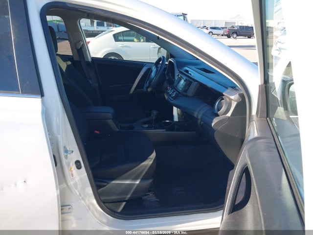 Продаж на аукціоні авто 2016 Toyota Rav4 Le, vin: JTMZFREV3GJ092241, номер лоту: 44176694