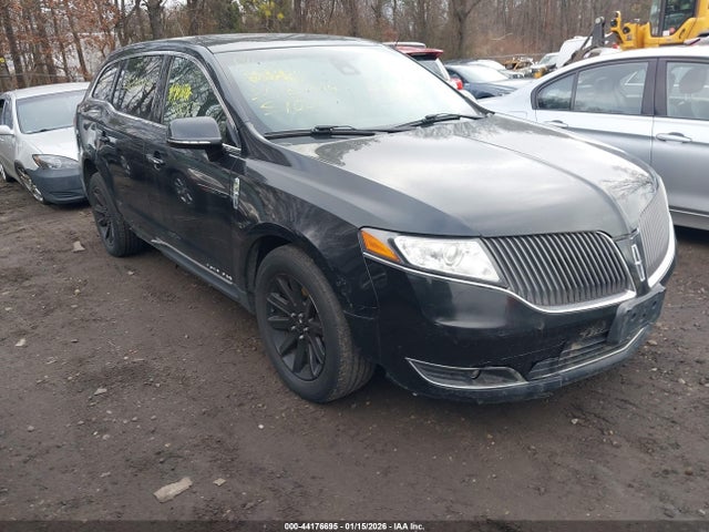 Продажа на аукционе авто 2014 Lincoln Mkt Livery, vin: 2LMHJ5NK6EBL59057, номер лота: 44176695