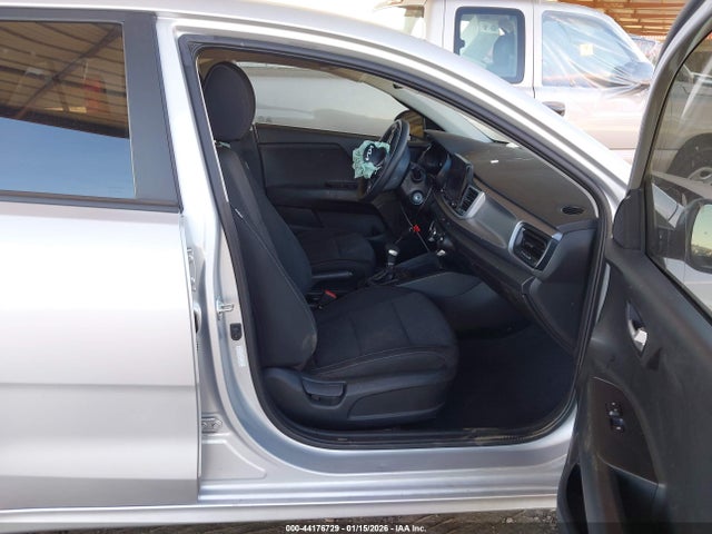 3KPA24AD2PE615805 KIA RIO S