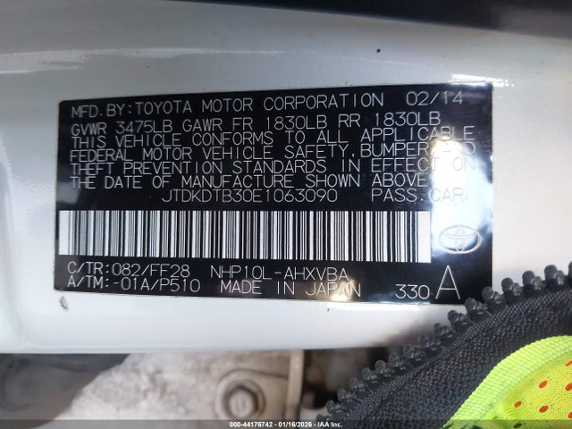 JTDKDTB30E1063090 Toyota Prius C Two