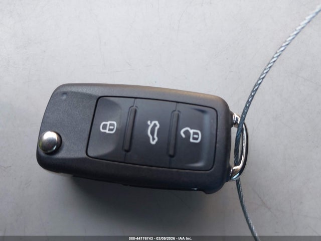 3VWD17AJ3FM260832 Volkswagen Jetta 1.8t Se