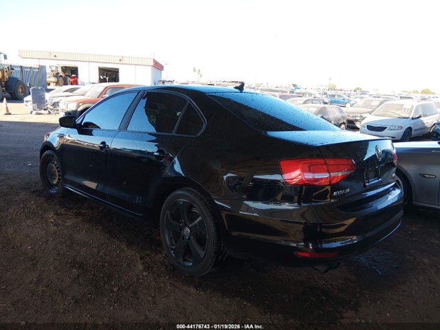 3VWD17AJ3FM260832 Volkswagen Jetta 1.8t Se