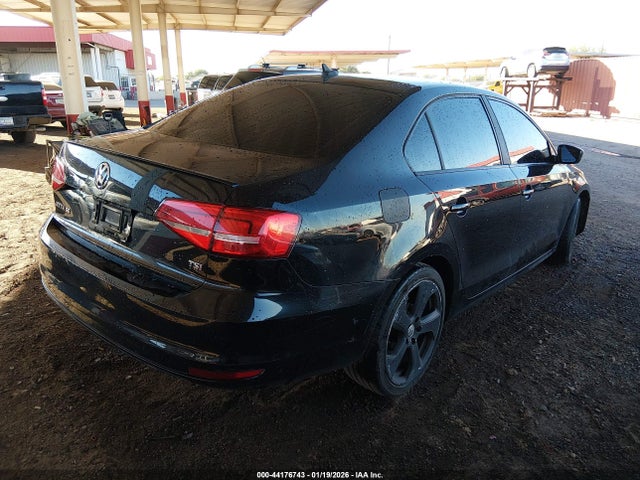 3VWD17AJ3FM260832 Volkswagen Jetta 1.8t Se