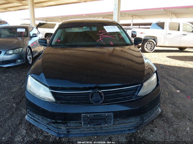 3VWD17AJ3FM260832 Volkswagen Jetta 1.8t Se
